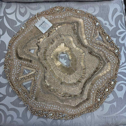 Kim Seybert Beaded Agate Placemat in Champagne/Crystal