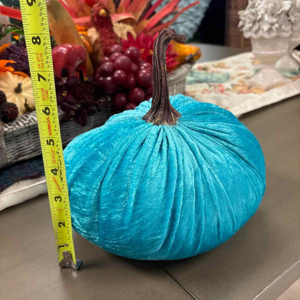 velvet turquiose pumpkin