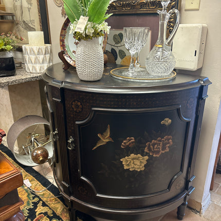Decorative chest