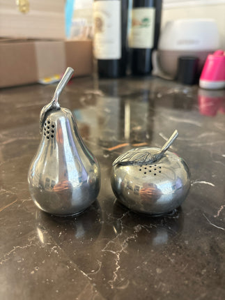 Kirk Pewter Salt & Pepper shakers