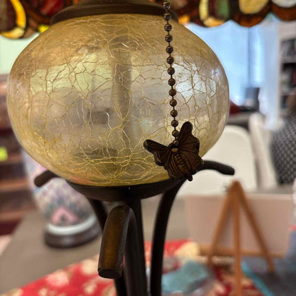 Tiffany-Style Lamp with Antiqued Bronze Base
