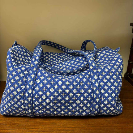 Vera Bradley Large Quilted Blue Print Travel  Duffel Bag- Mini Concerto