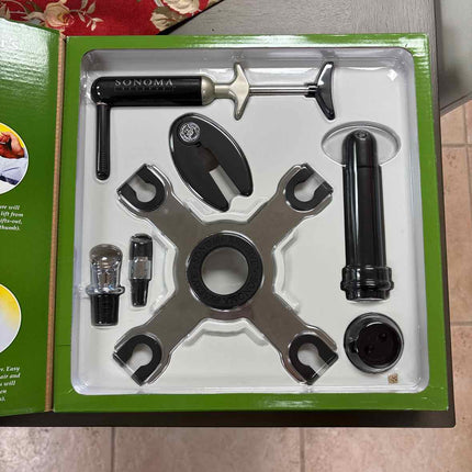 Sonoma Reserve Wine Connoisseur's Gift Set