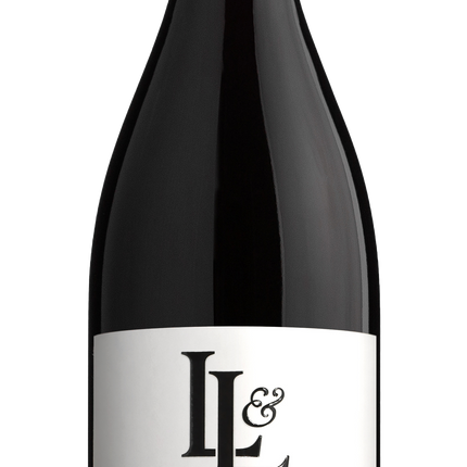 Lucas & Lewellen Pinot Noir bottle
